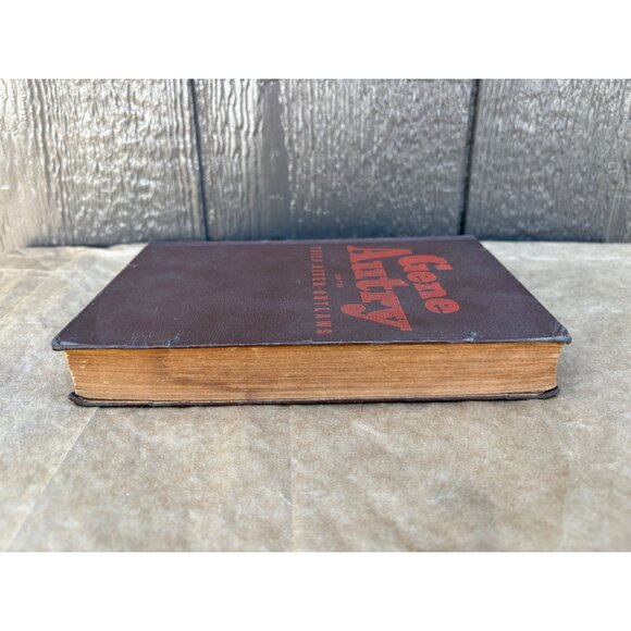Gene Autry And The Thief River Outlaws Hardcover Book 1944 Western Fiction - Picture 3 of 16
